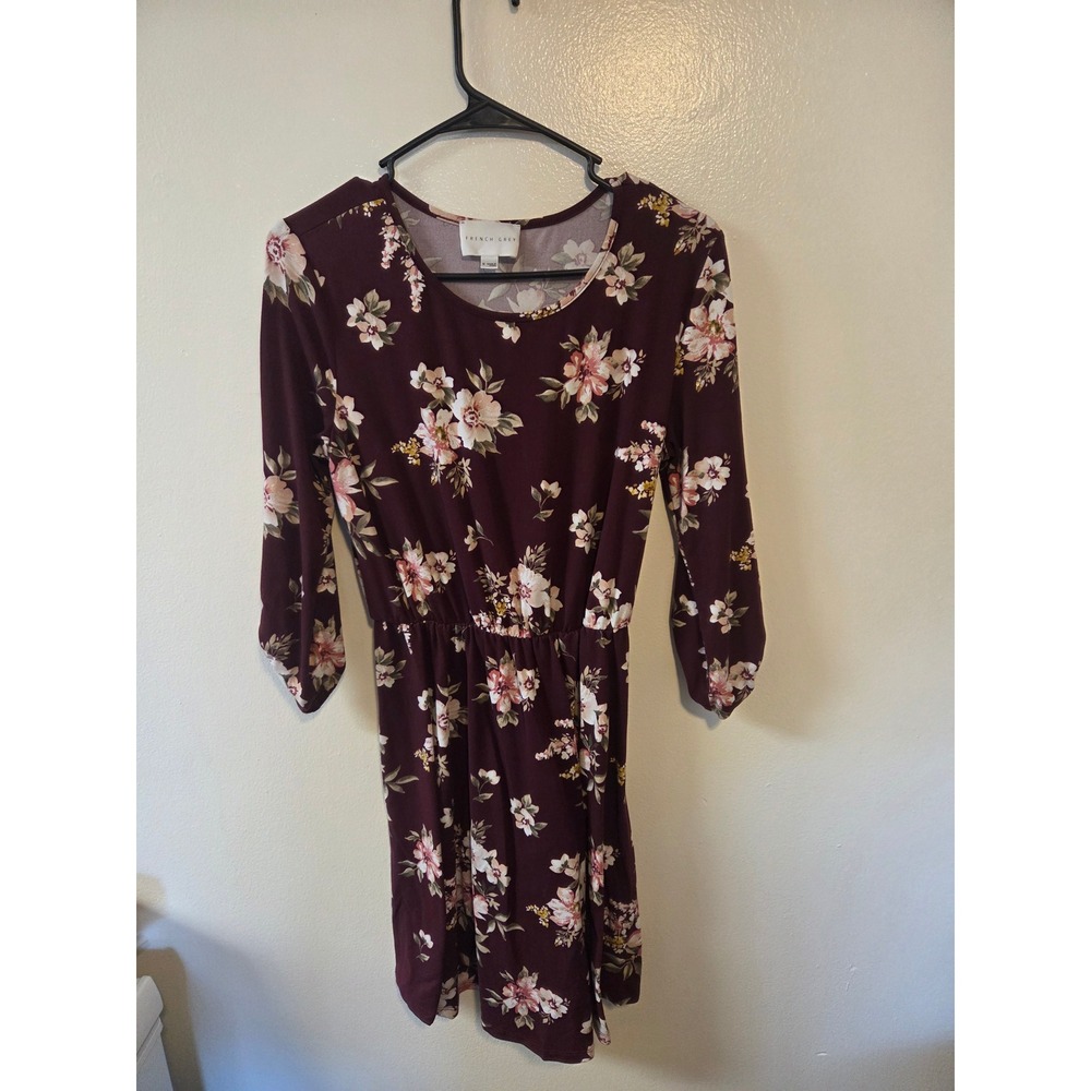French Grey Burgundy Floral Elastic Waist 3/4 Sleeve Dress Medium